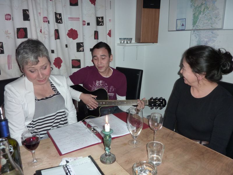 2012-02-04-0015_-_martha_labansen_mette_labansen_ole_lange