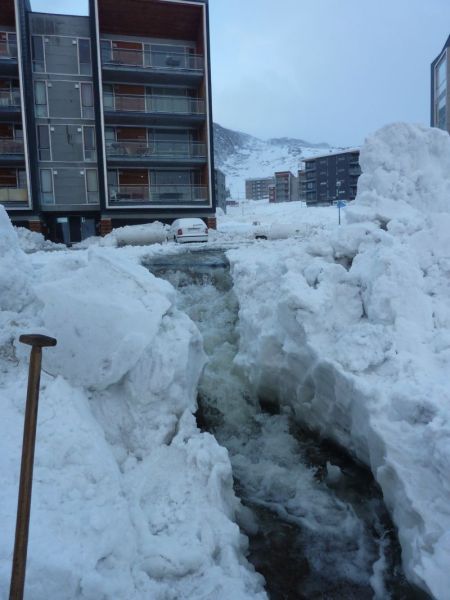 2012-02-14-1257_-_pupik_toebryd