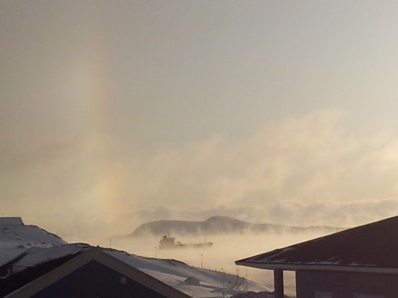 2012-03-07-1659_-_frostdis_regnbue_halo_skib