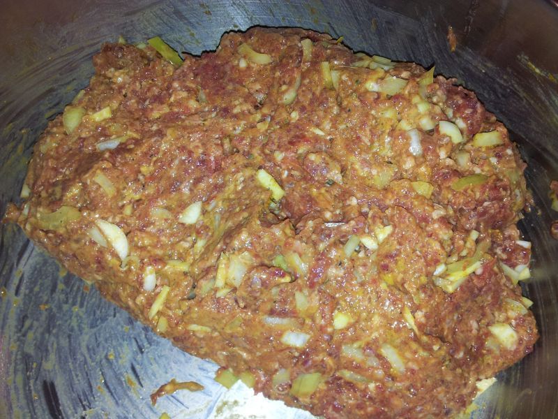 2012-03-11-1812_-_frikadeller_mad