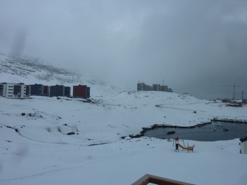 2012-04-16-1454_-_udsigt_fra_altan