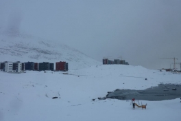 2012-04-19-1852_-_udsigt_fra_altan