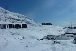 2012-04-21-1556_-_udsigt_fra_altan