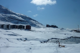 2012-04-24-1305_-_udsigt_fra_altan