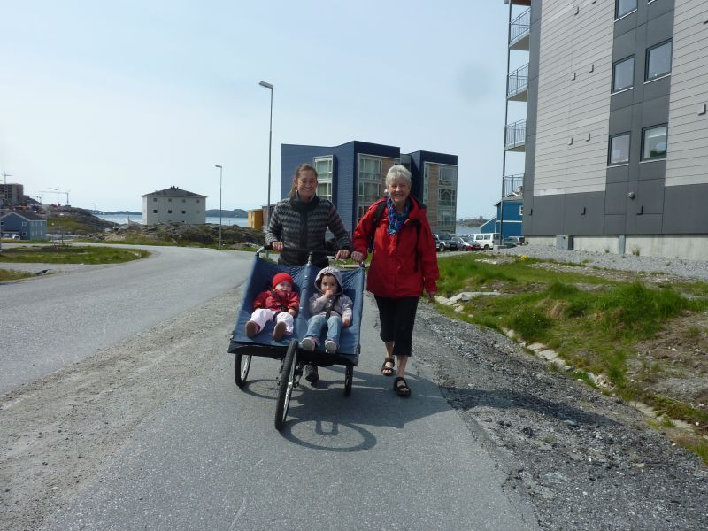 2012-06-27-1235_-_maritha_eugenius_labansen_qupanuk_eugenius_labansen_ruth_labansen_ukaleq_eugenius_labansen