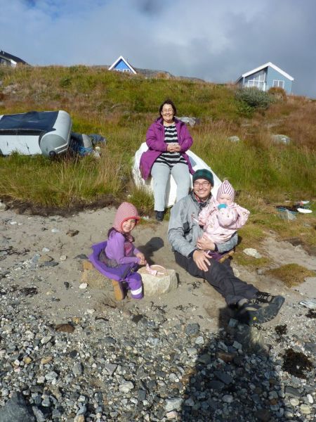 2012-09-07-1559_-_jesper_eugenius_labansen_johanne_eugenius_qupanuk_eugenius_labansen_ukaleq_eugenius_labansen