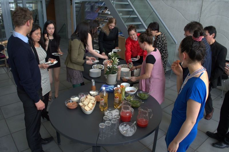 2013-04-28-1844_-_aili-lage-labansen_arnannguaq-labansen_else-loevstroem_hans-labansen_ivalo-lynge-labansen_kasper