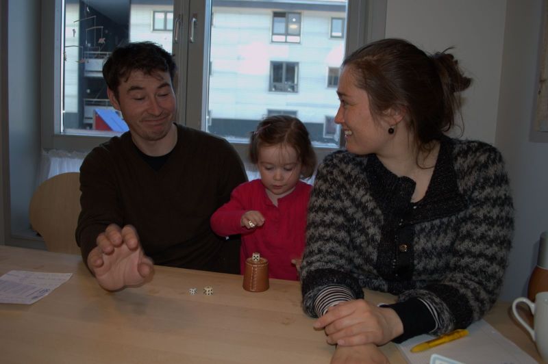 2013-04-23-2036_-_jesper-eugenius-labansen_maritha-eugenius-labansen_ukaleq-eugenius-labansen