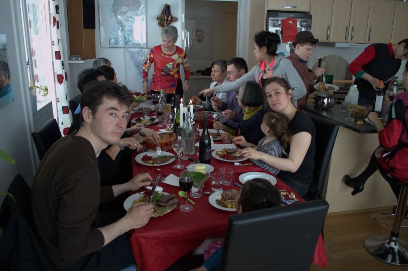 2013-05-11-1847_-_ane-sofie-labansen_arnannguaq-labansen_jesper-eugenius-labansen_maritha-eugenius-labansen_mathi