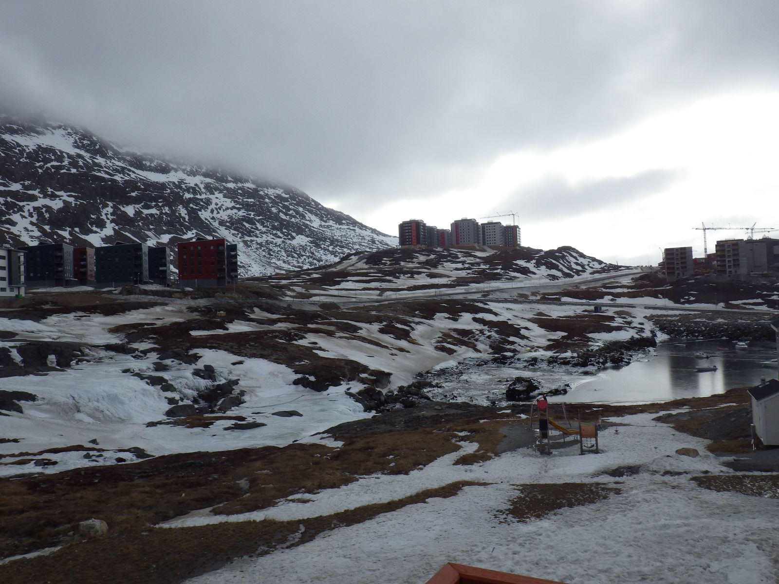 2013-03-25-1700_-_gode_1_udsigt_fra_altan