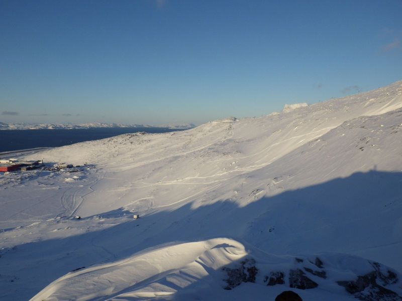 2014-02-15-1544_-_Gode_1_Lufthavn_Sermitsiaq_Skilift