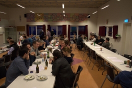 2015-03-07-1842_Forberedelse_og_spisning_Worms