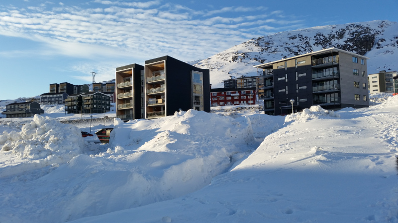 Sne og sol i Qinnqorput