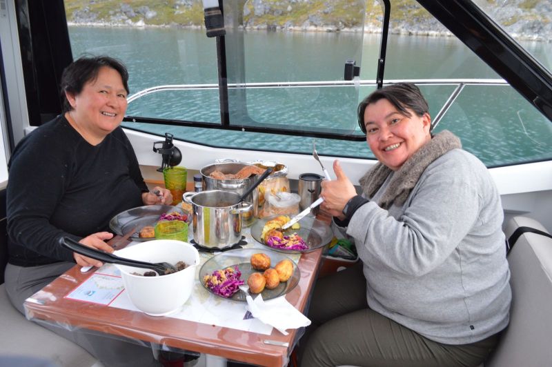 2018-09-08-1909_-_Anna Hessler Labansen; Maren Mikkelsen Lennert