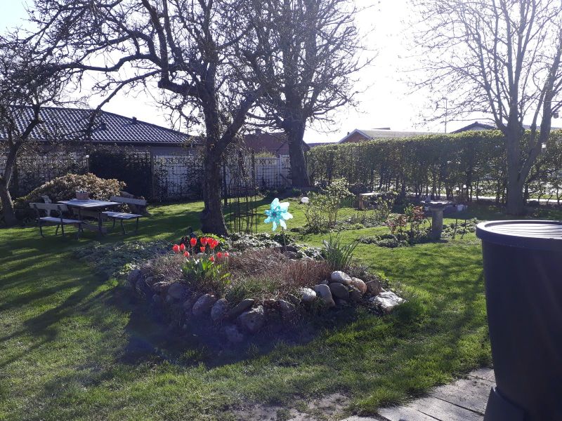 2019-04-16-1652_Bjørn-og-Susys-dejlige-have_-
