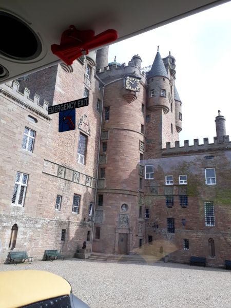 2019-04-23-1005_Besøg-på-Glamis-Castle-Dronningemoderens-barndomsslot_-