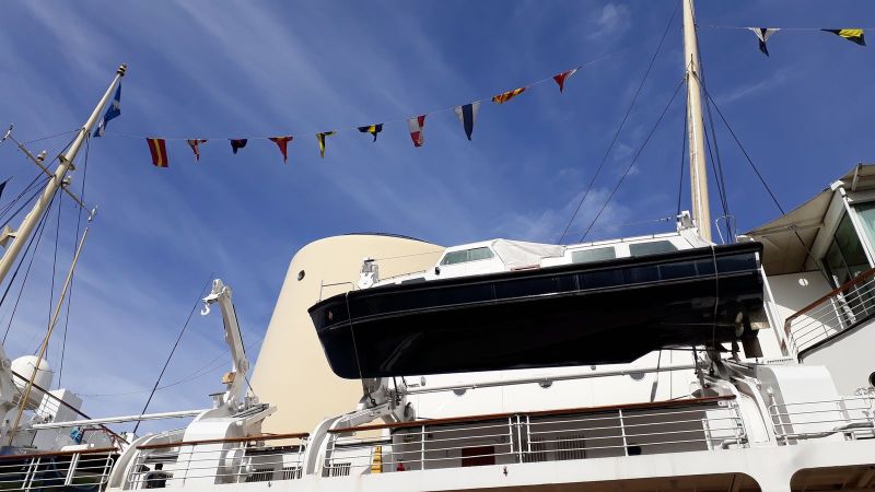 2019-04-28-1123_Besøg-på-Kongeskibey-Britania_-_2
