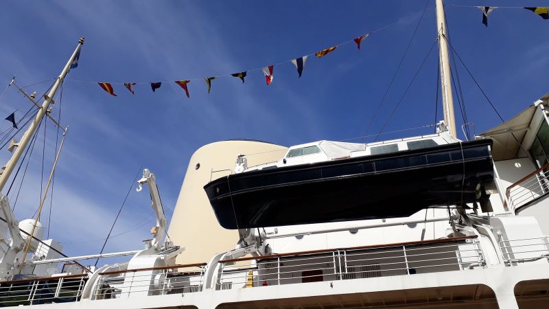 2019-04-28-1127_Besøg-på-Kongeskibey-Britania_-