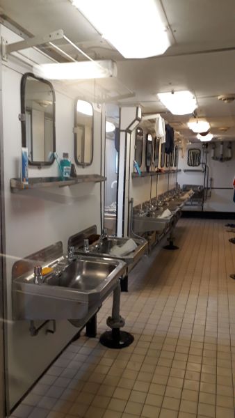 2019-04-28-1134_Besøg-på-Kongeskibey-Britania_-