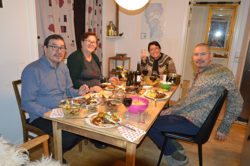 2020-11-14-2105_Alu-Petrussen-Anna-Hessler-Labansen-Dorthe-Petrussen-Palle-Sandgreen