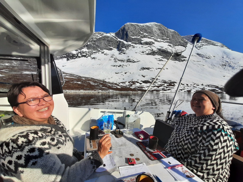 2021-05-28-1922_Anna-Hessler-Labansen-Maren-Mikkelsen-Lennert