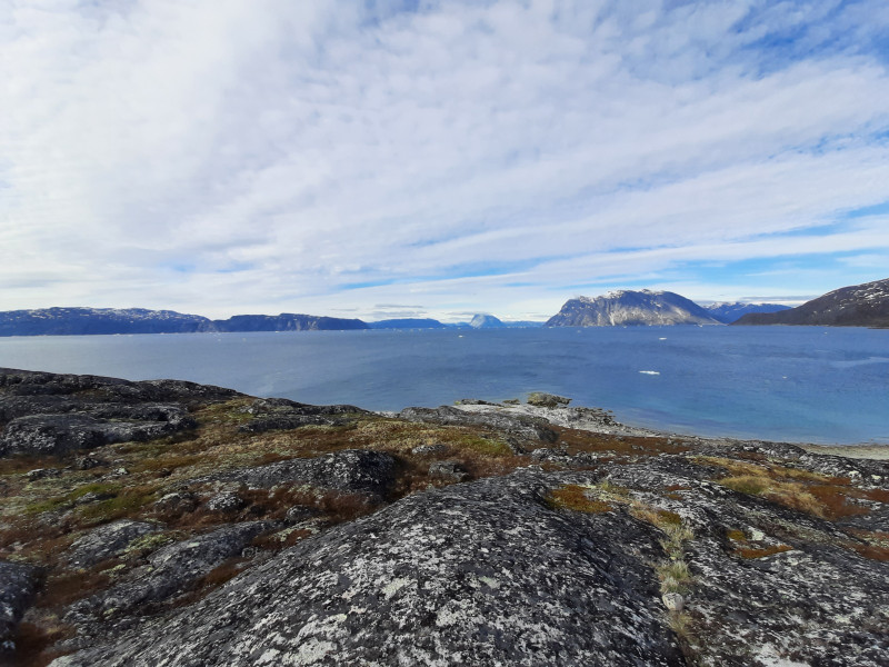 Miniferie inde i Nuuk fjorden. Pause i Qoornoq på vej mod Ujarassuit
