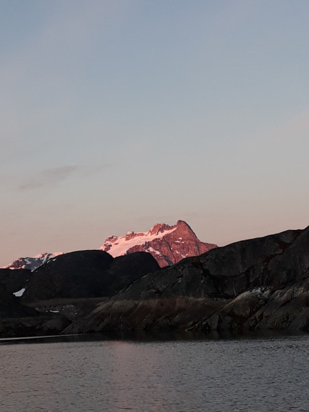 Miniferie inde i Nuuk fjorden. Overnatning i Kanasut