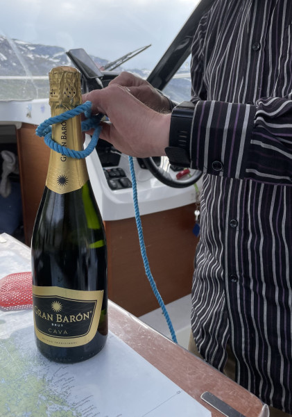 2021-07-16-1718_Champagne