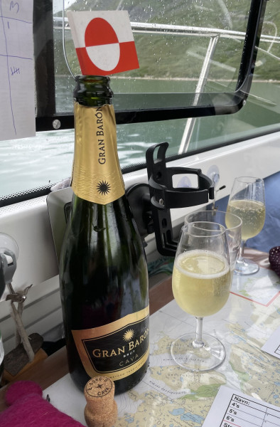2021-07-17-1343_Champagne
