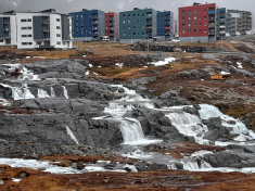 2021_11_28-12_44_12_Gode_1_-Udsigt-fra-altan_1